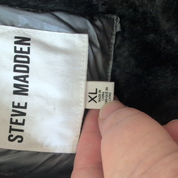 Steve Madden Silver Quilted Puffer Jacket Parka Faux Fur Lined NWT - Picture 9 of 15